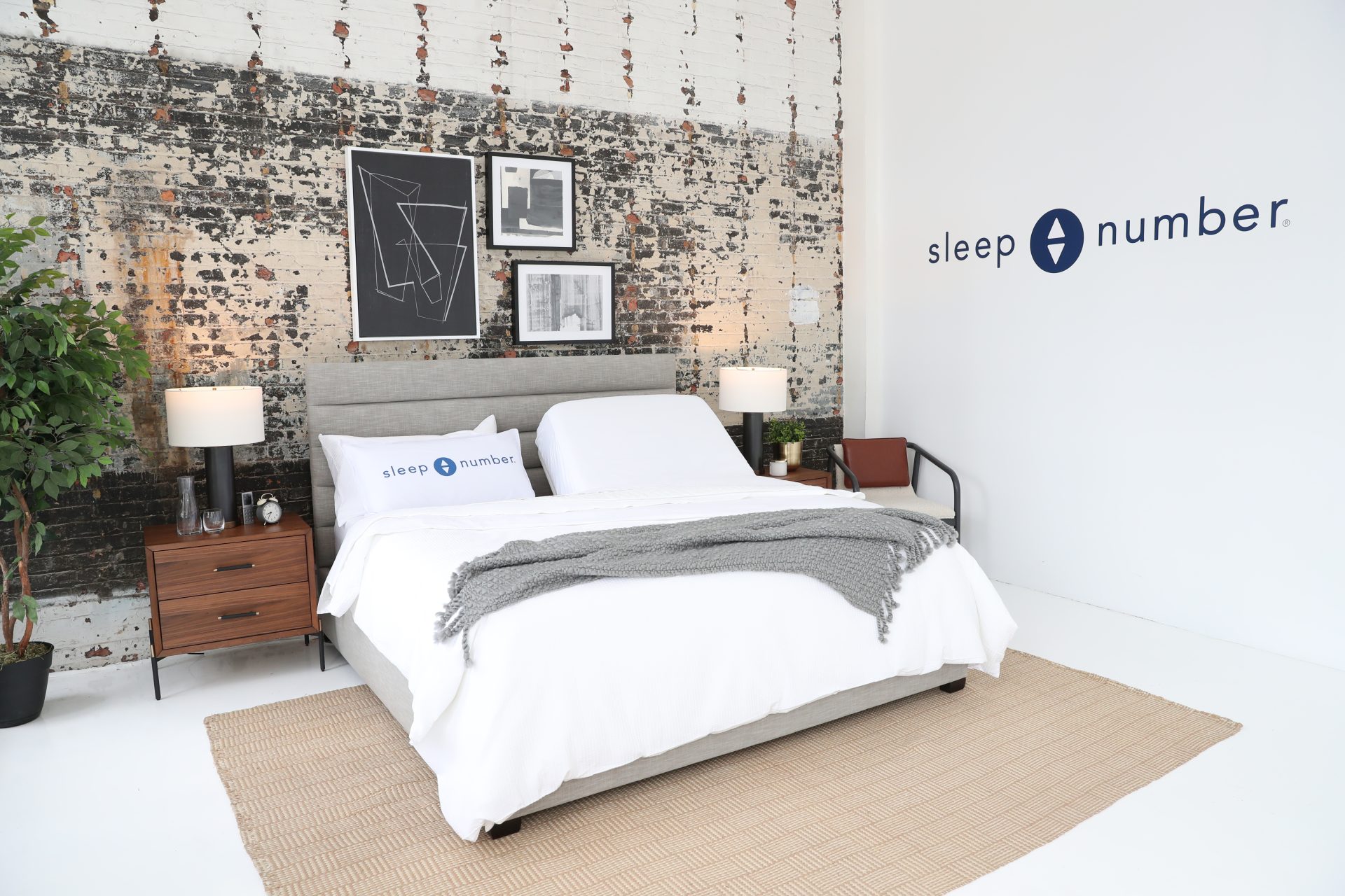 80-Year-Old Grandmother, Rosalind Walker, Reportedly Passed Away After Getting Trapped In Sleep Number Bed For Two Days, Lawsuit Says