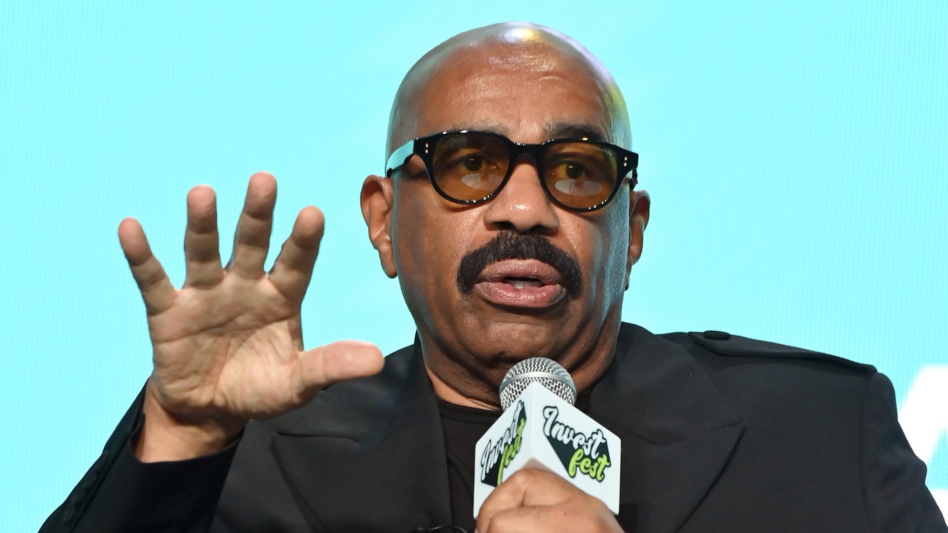 Say What, Unc? Steve Harvey Trends After Sharing His Advice For Men Who Want To Stay Married (WATCH)