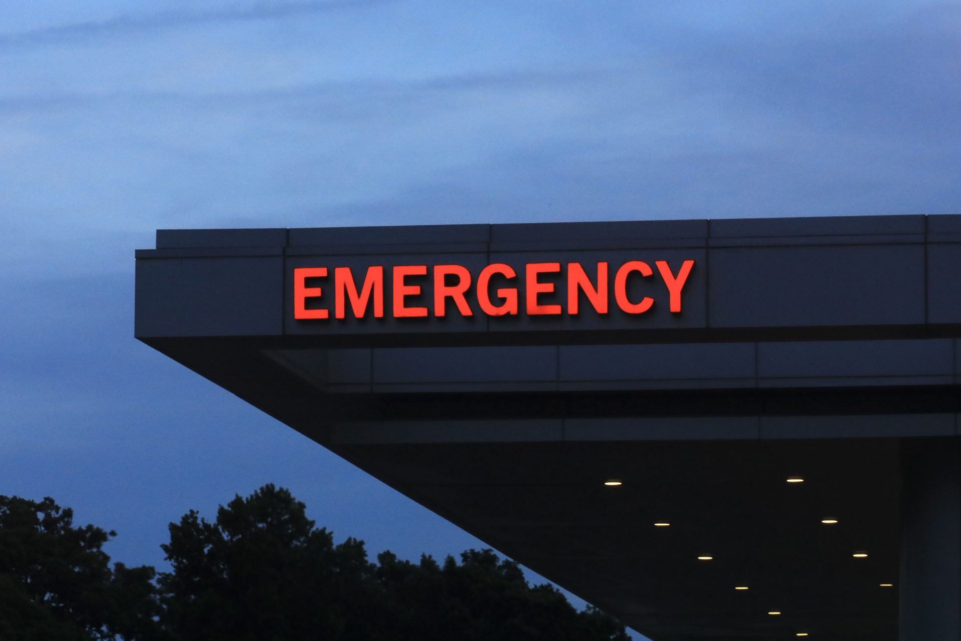 Prayers Up! Families Sue Hospital In Washington, PeaceHealth Southwest Medical Center, After Wrong Patient, David Wells, Was Reportedly Taken Off Life Support