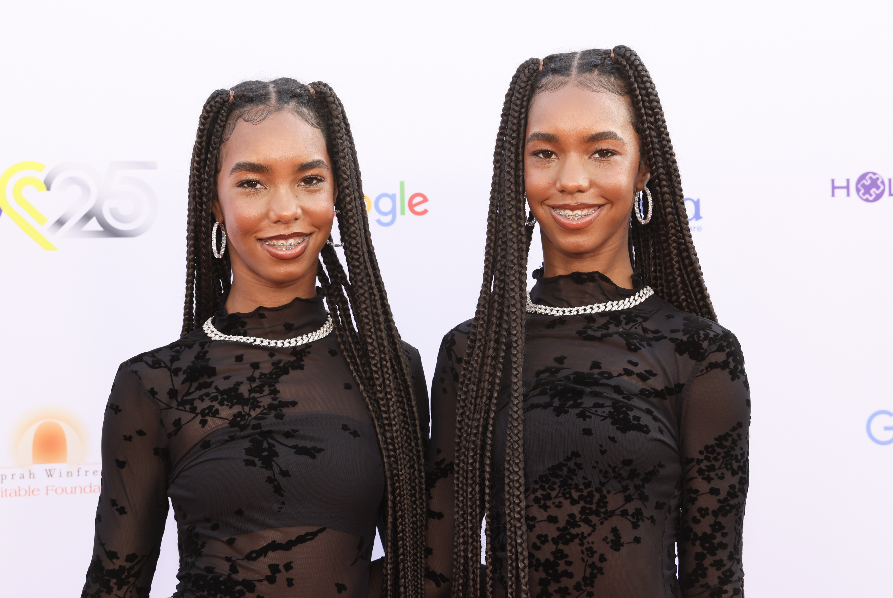 Jessie & D'Lila Combs Link Up With Baby Love For Sweet Sister Moment