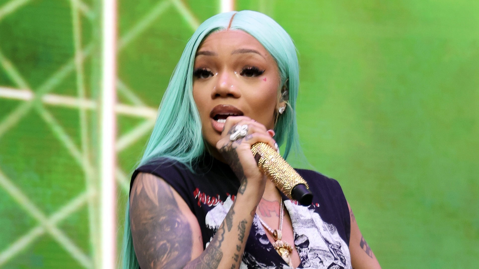 Whew! The Internet Is Goin' IN On GloRilla For Footage She Posted While Attending Her Friend's Wedding (WATCH)