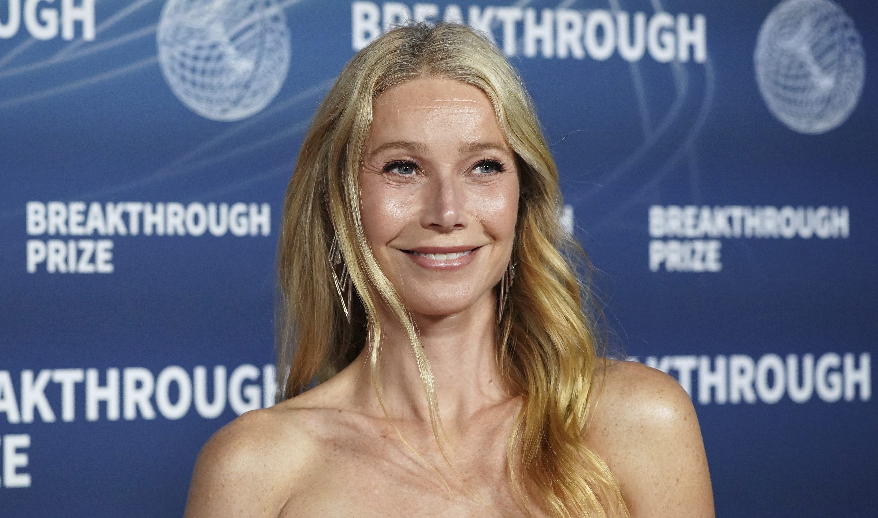 Reverse Shade?! Astronomer Hires Gwyneth Paltrow, Ex-Wife Of Coldplay's Chris Martin, As Spokesperson (VIDEO)