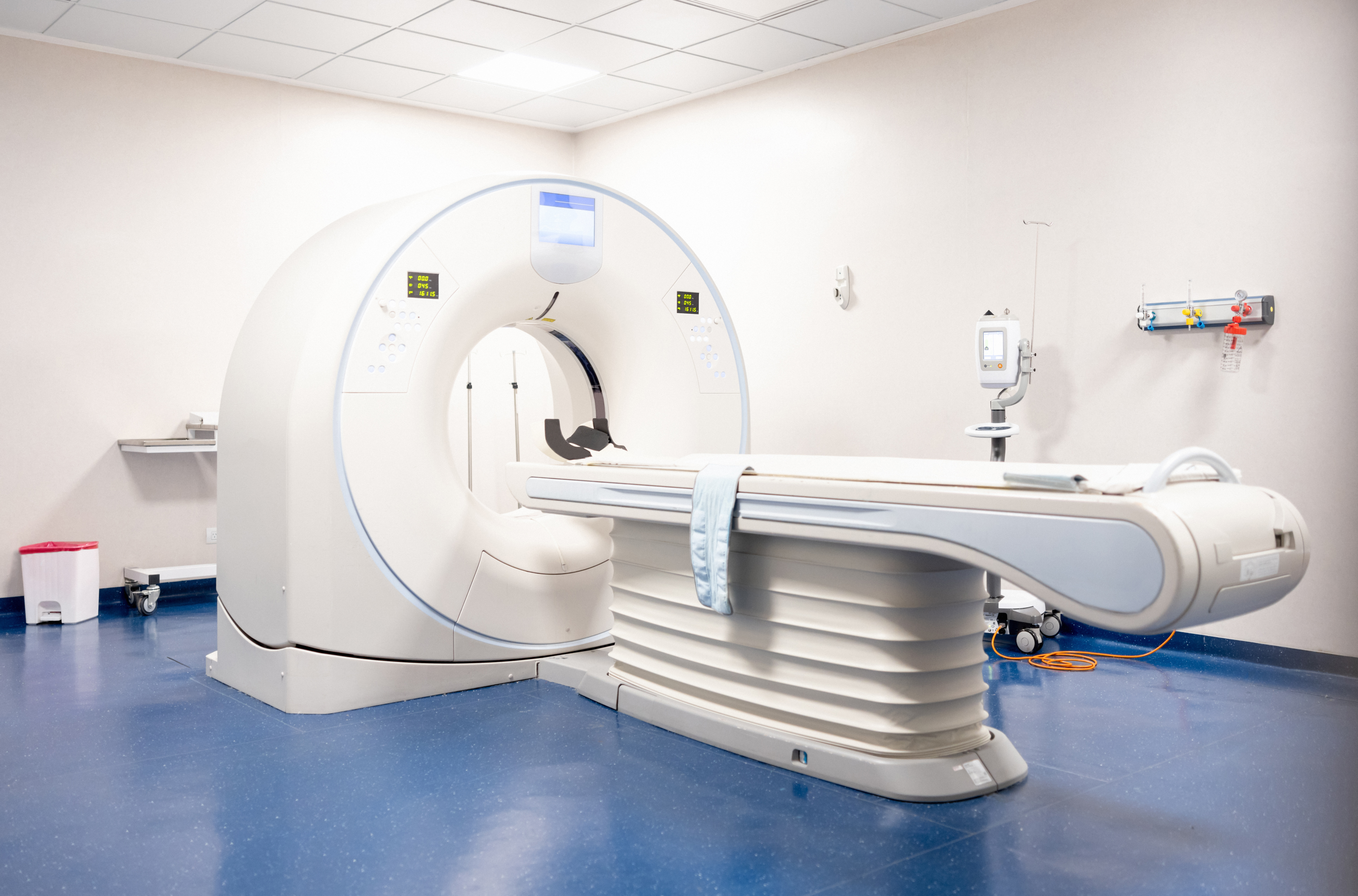 Prayers Up! Long Island Man Dies After Being Pulled Into MRI Machine By Heavy, Metal Necklace, Wife Speaks Out