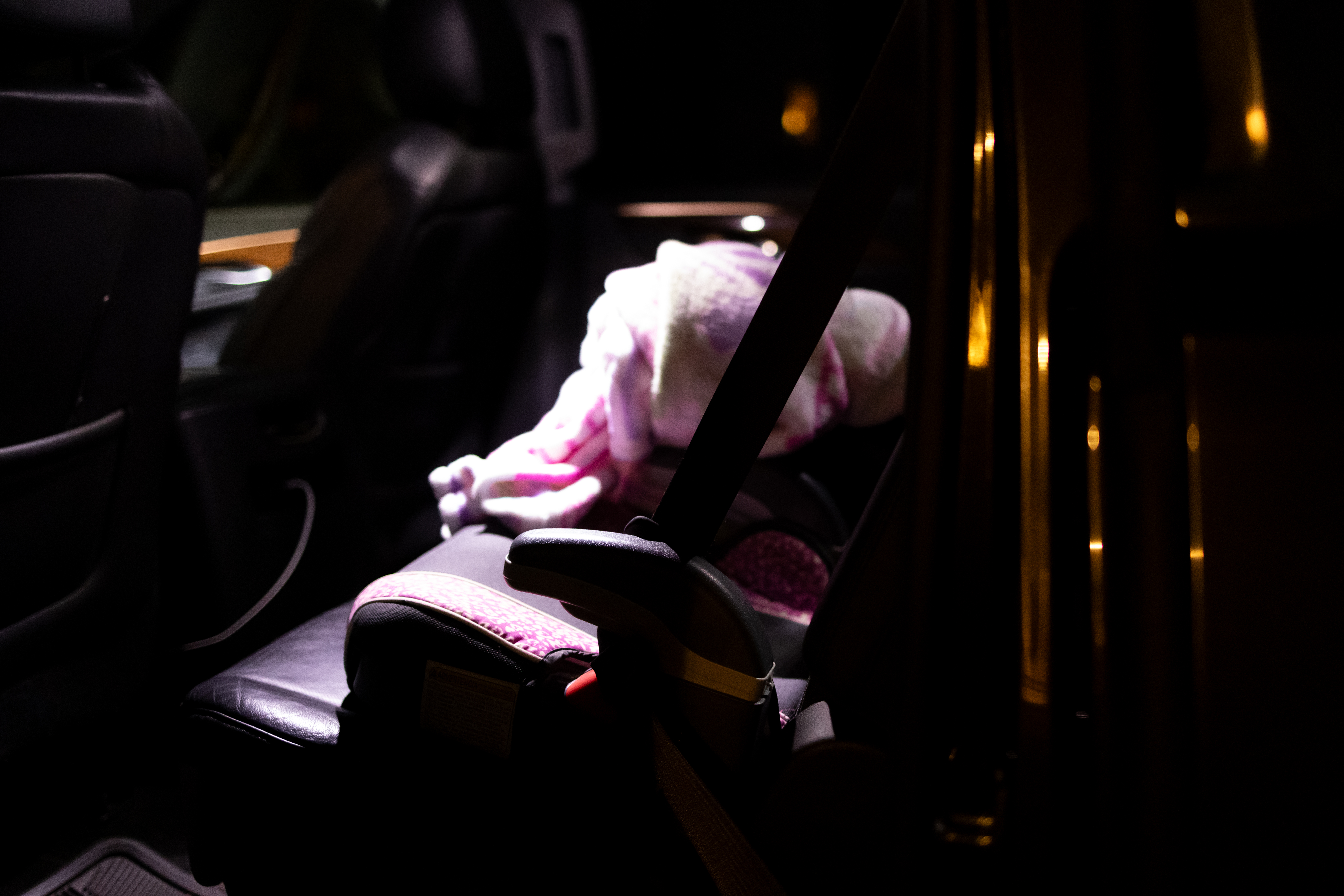Huh?! Texas Mom Allegedly Abandons Baby Outside Dad’s Apartment, Texting "Get Your Kid, Bro"