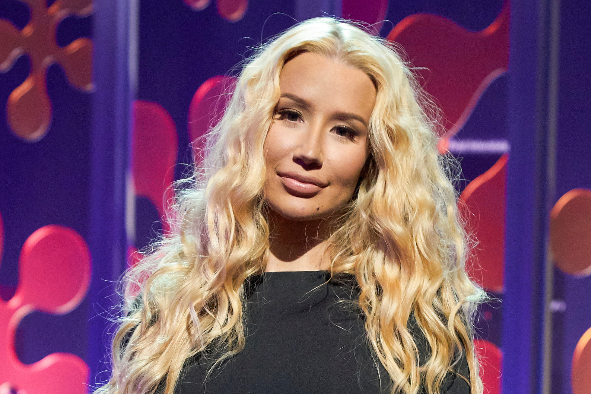 Iggy Azalea Addresses Claims Of Using A "Blaccent" While Speaking On Retiring From Music
