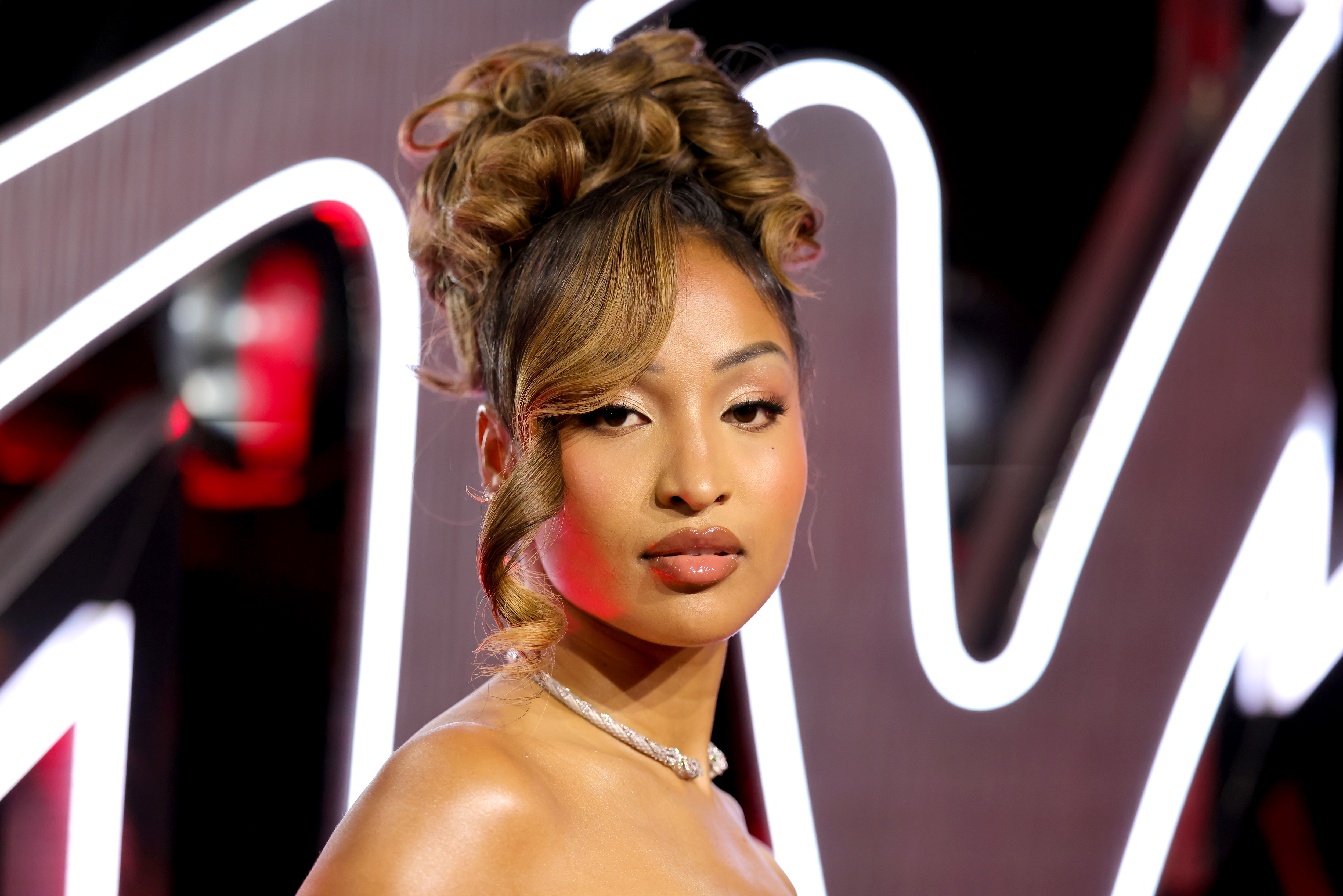 Shenseea Felt Violated Masseuse Secretly Recorded Body VIDEO