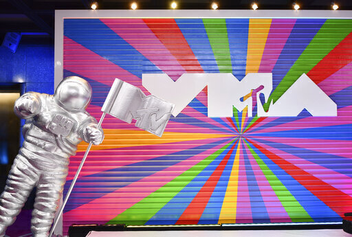 VMAs 2025 MTV Video Music Awards Nominations Winners Updates What To Know Beyoncé Taylor Swift Compete