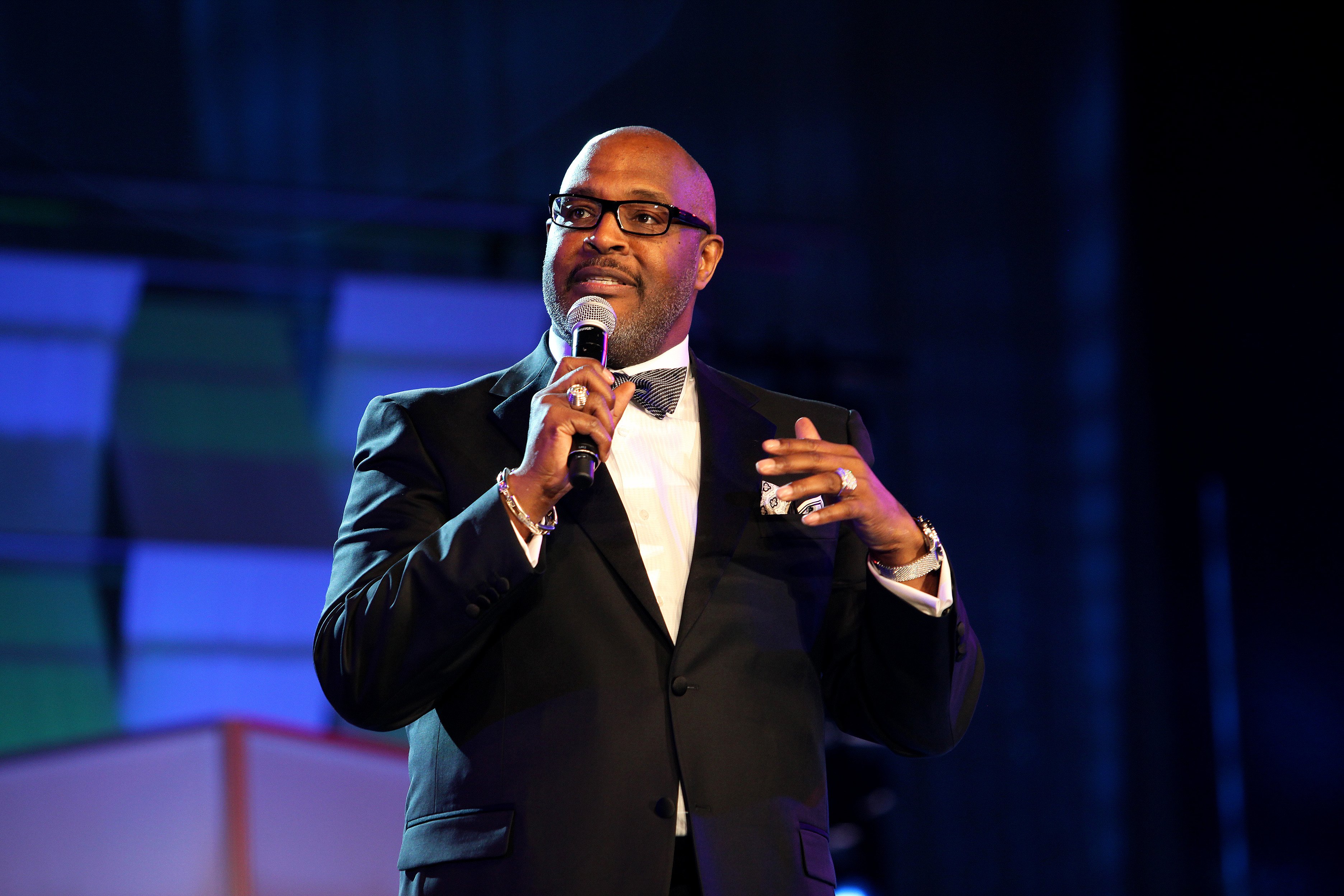 Bishop Marvin Winans & Roberta McCoy Set The Record Straight On Viral $2K Offering Moment