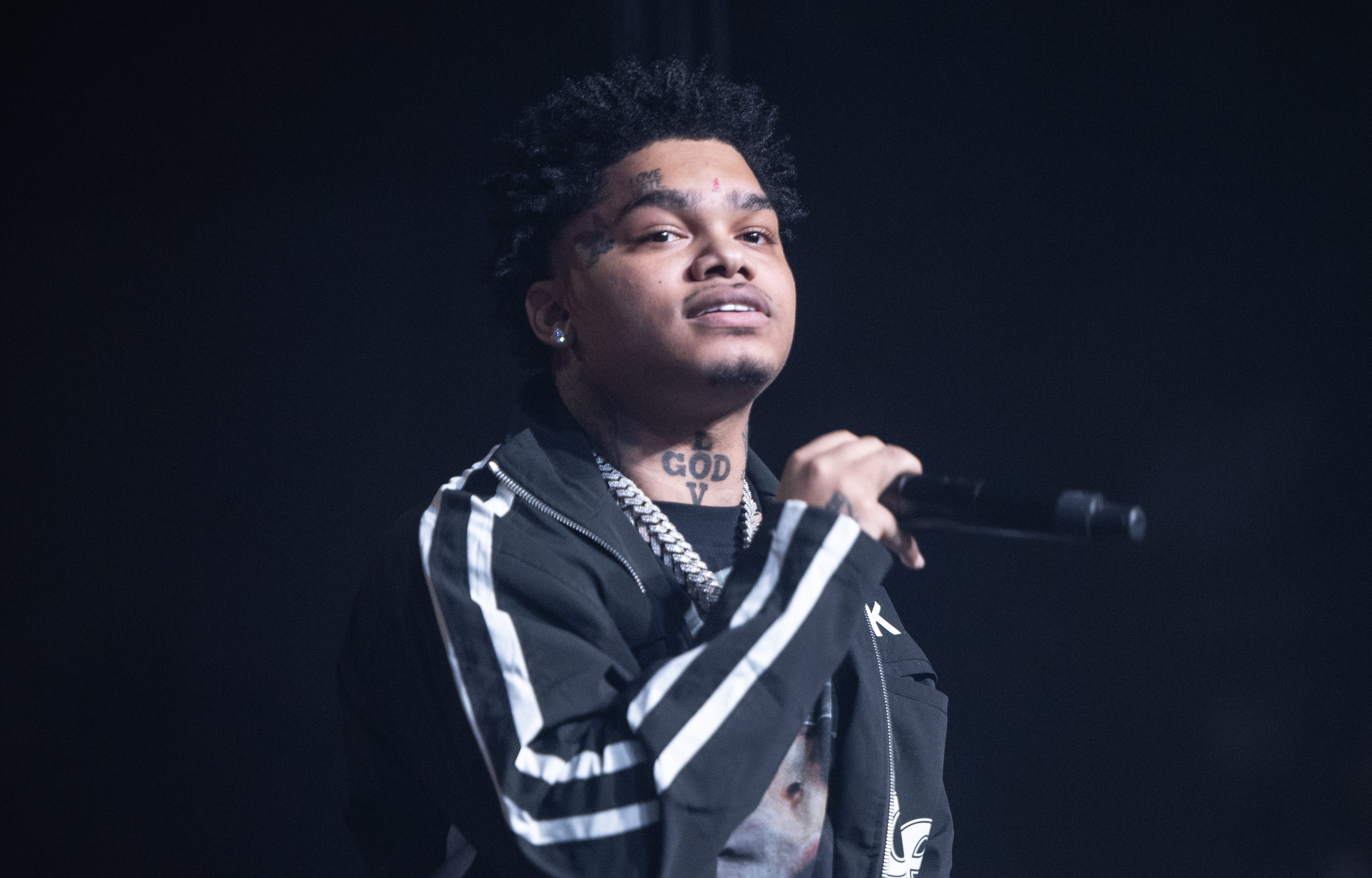 Social Media Pops Off After Rapper NoCap Reacts To Clip Of Girlfriend Summyah Curvin' Floyd Mayweather's Crew