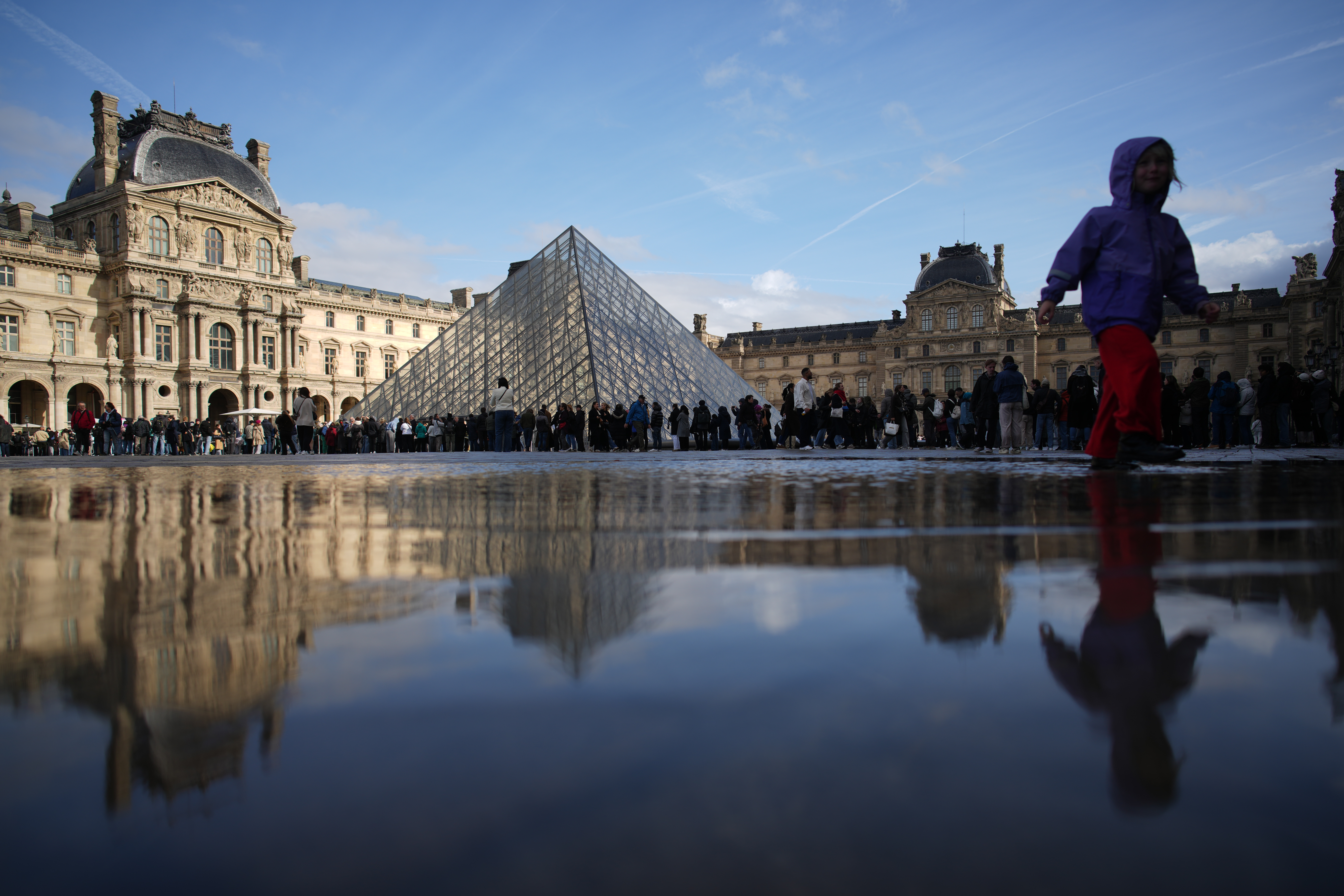 Louvre Heist Two Suspects Admit Involvement Arrests Updates Crown Jewels