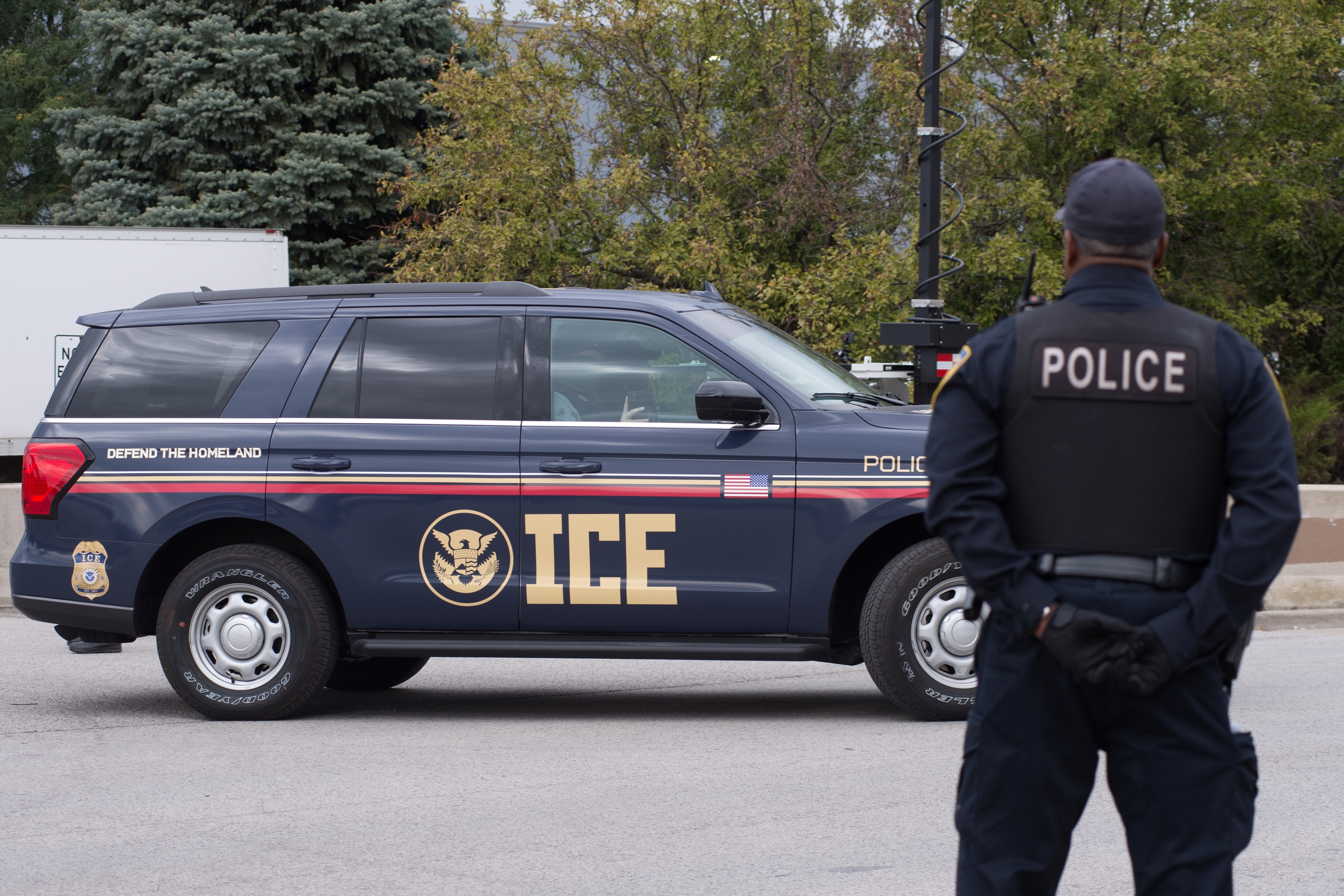 Masked ICE Agents Tackle Teen Outside Chicago Walgreens, He Yells “I’m a US Citizen!" (VIDEO)