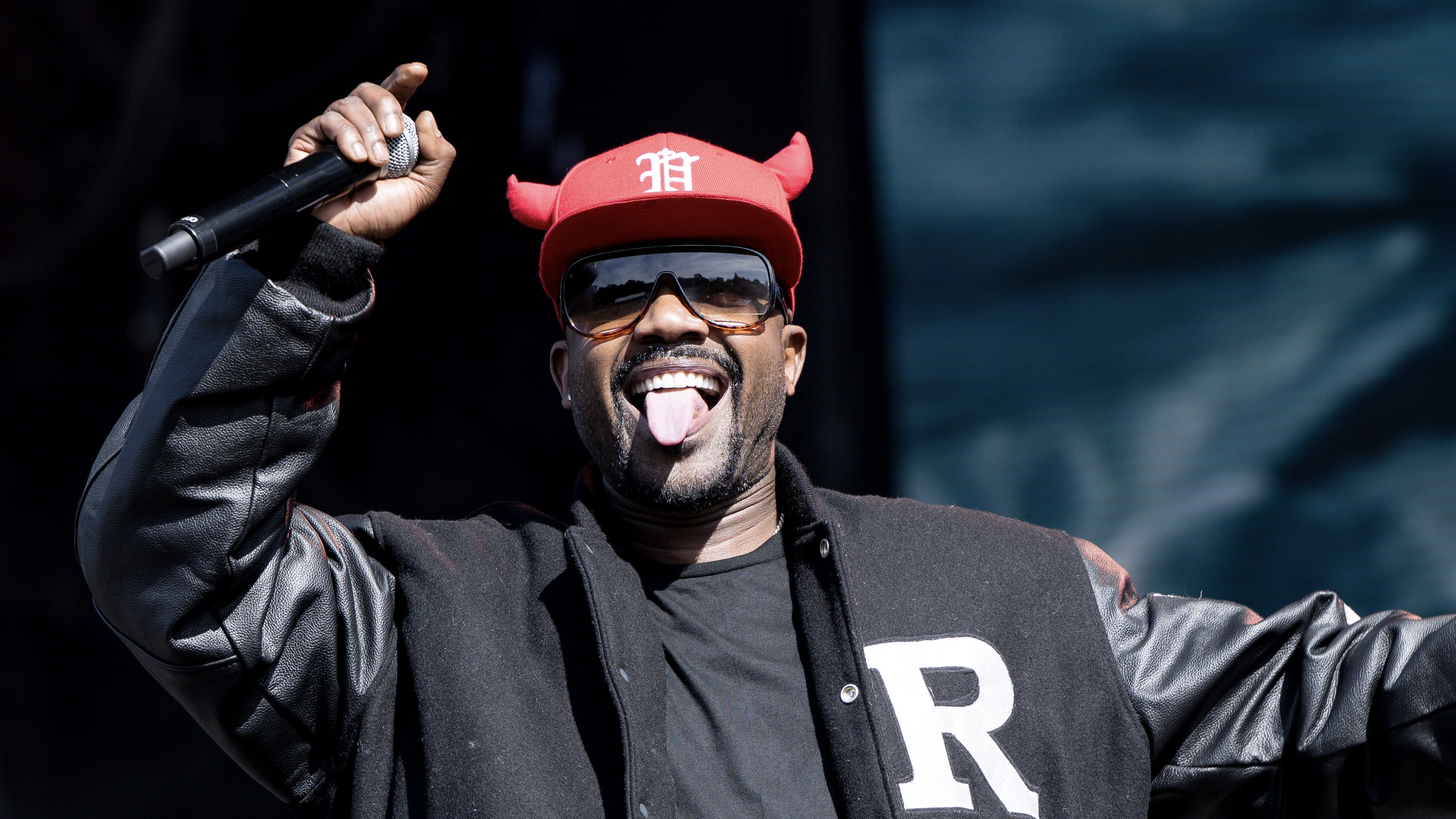 Whew! Internet Users Are Raising Their Eyebrows At Ray J's Recent Performance At One Musicfest (WATCH)