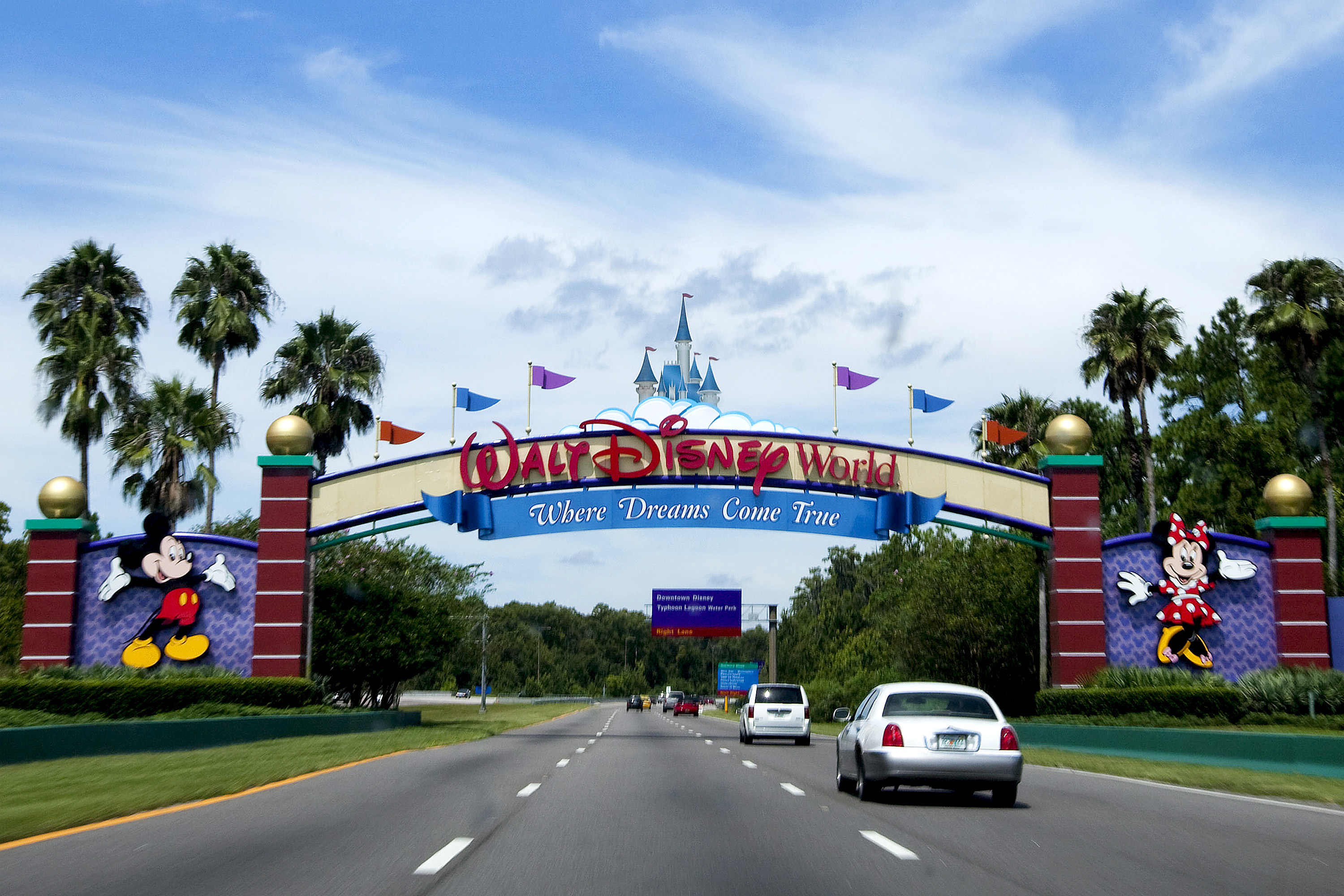 Another Guest Dies At Disney World, Marking Fifth Death This Month (VIDEO)