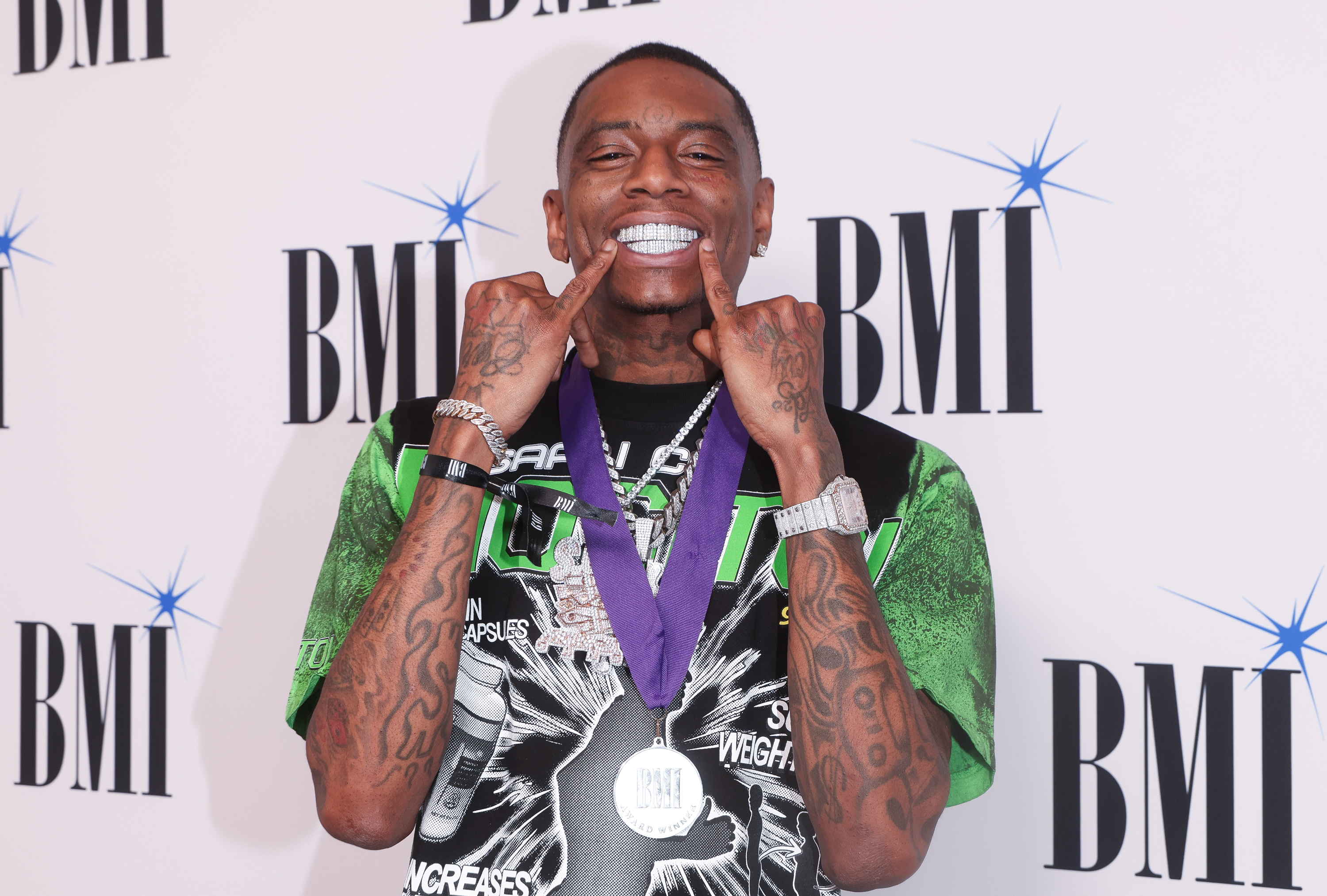 The Internet Can’t Get Enough Of Soulja Boy Hitting His Viral Bird Walk Dance