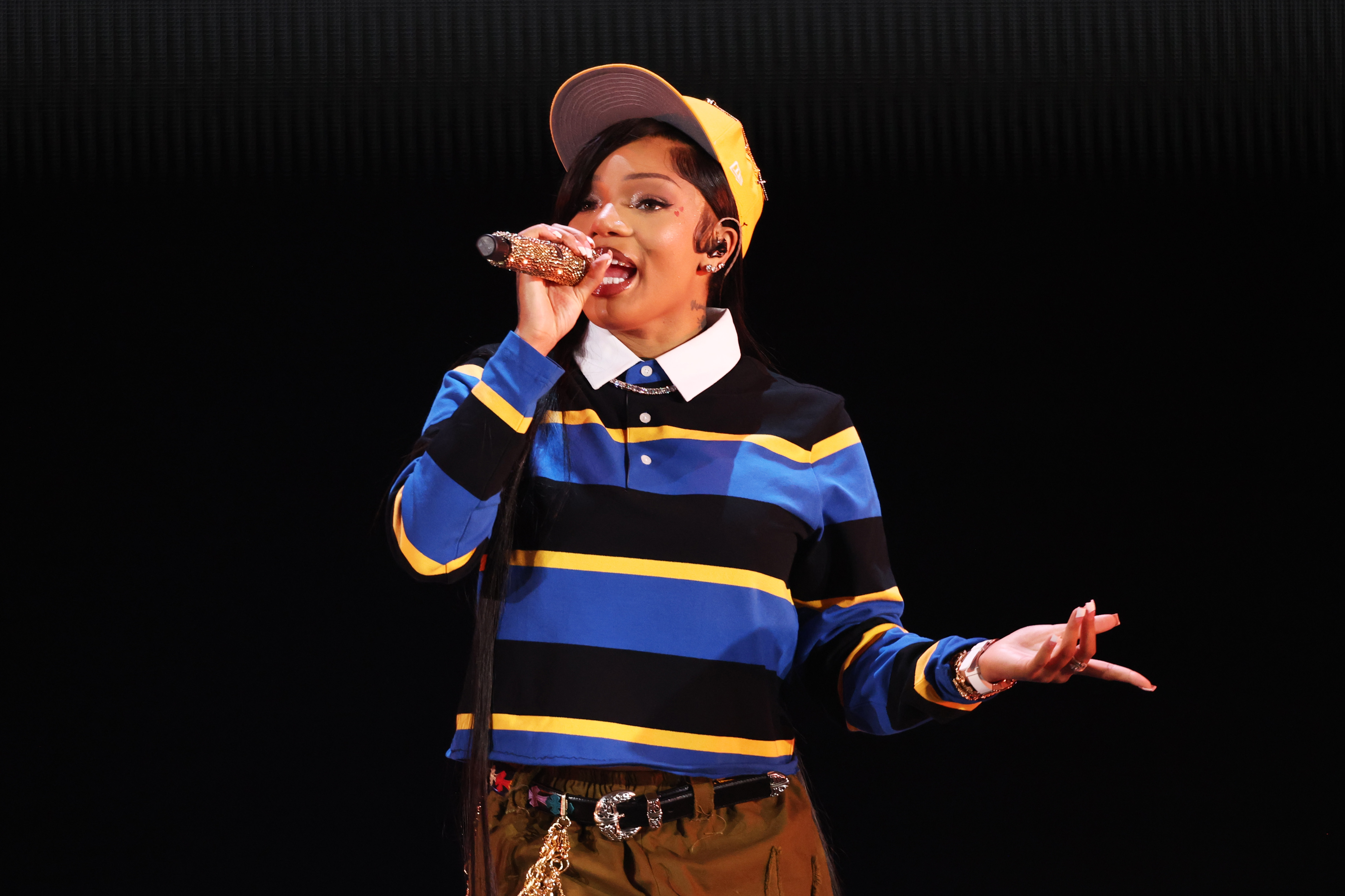 Hold The Mic! Glorilla Teases Major Genre Switch-Up & Social Media Isn't Holding Back (VIDEO)