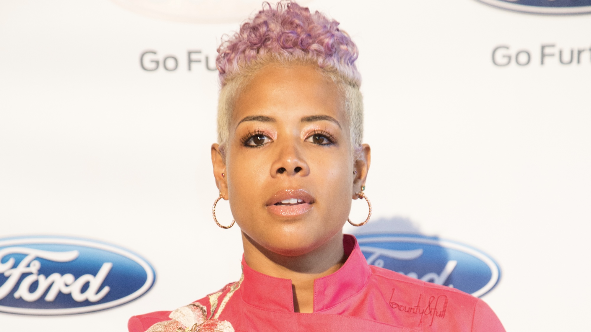 Pop Out, Then! Kelis Turns Heads & Serves BAWDY In Recent Bikini Flicks (PHOTOS)