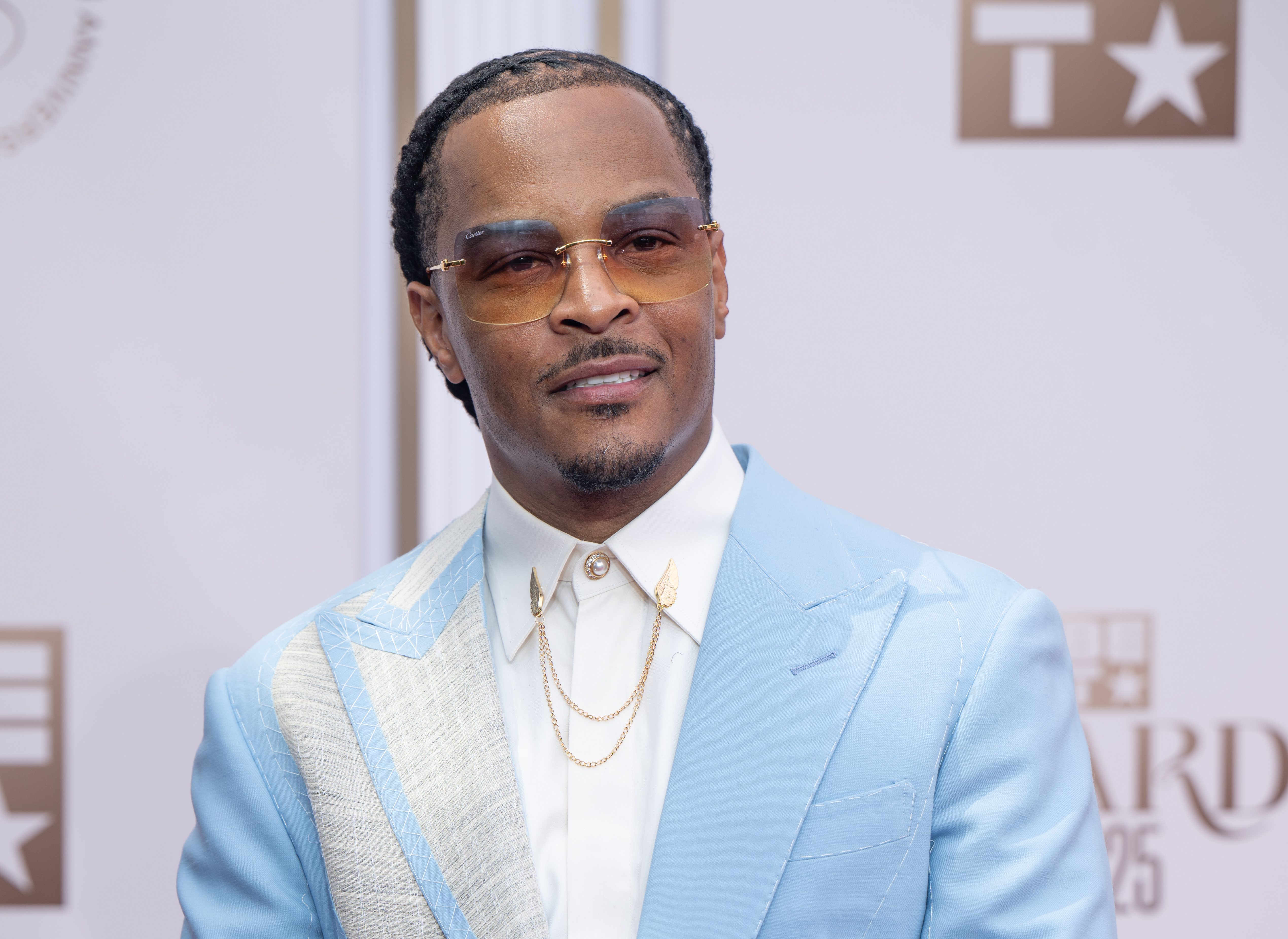 T.I. Clears The Air After Fans Question If Viral Clip Shows Him Without His Hat