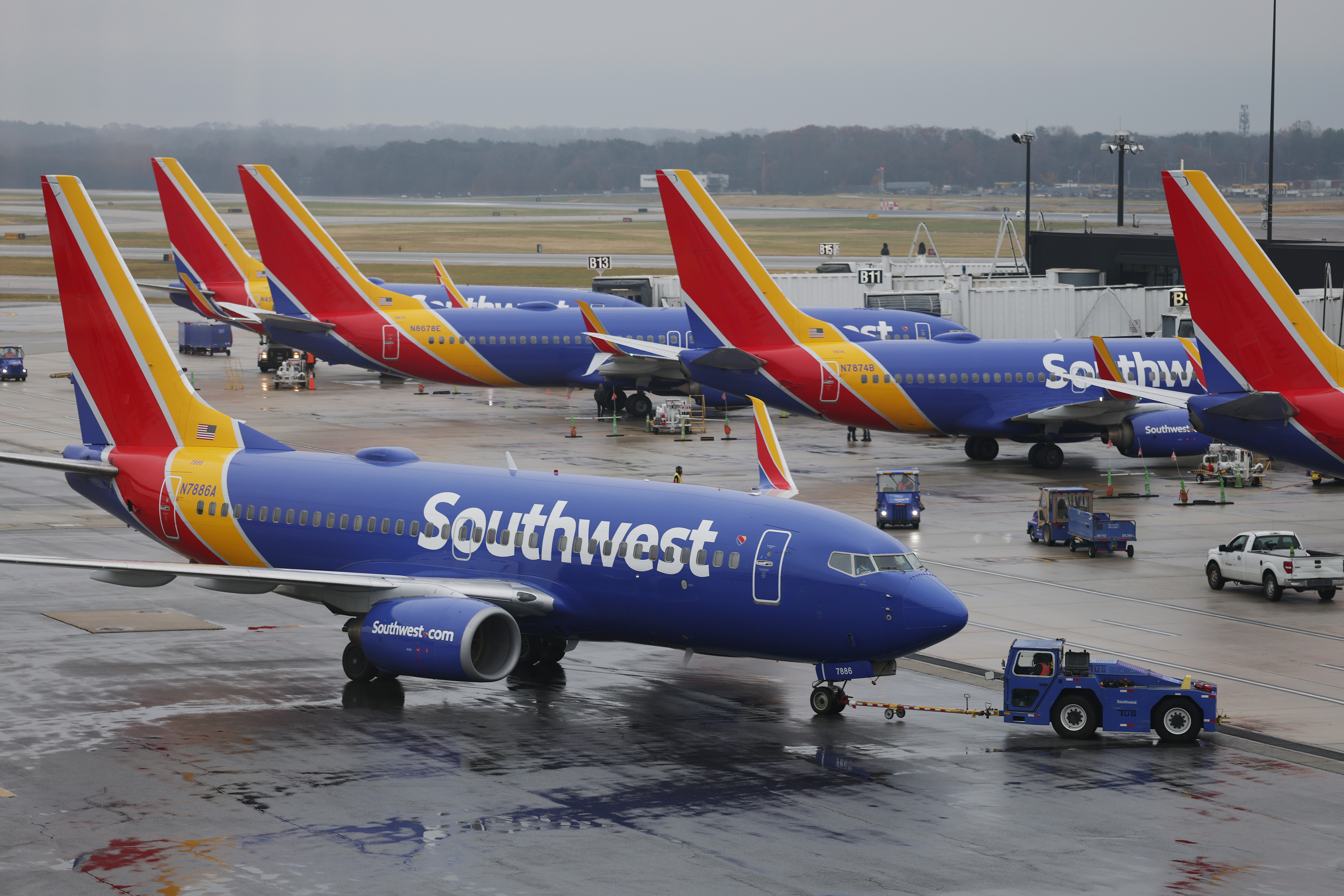 Up In The Air? Southwest Airlines’ New Policy Has Plus-Size Passengers Bracing For Impact As Folks Speak Out (VIDEO)