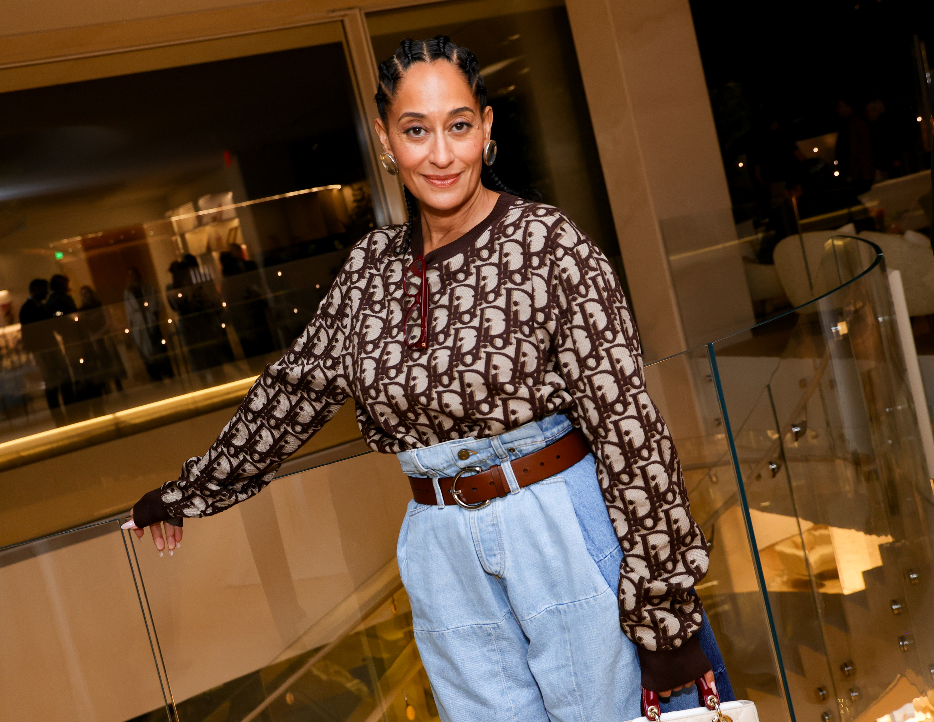 Whew! Tracee Ellis Ross Is Out Here Showing What Her Mama Gave Her & We Are Sweating (PHOTO)