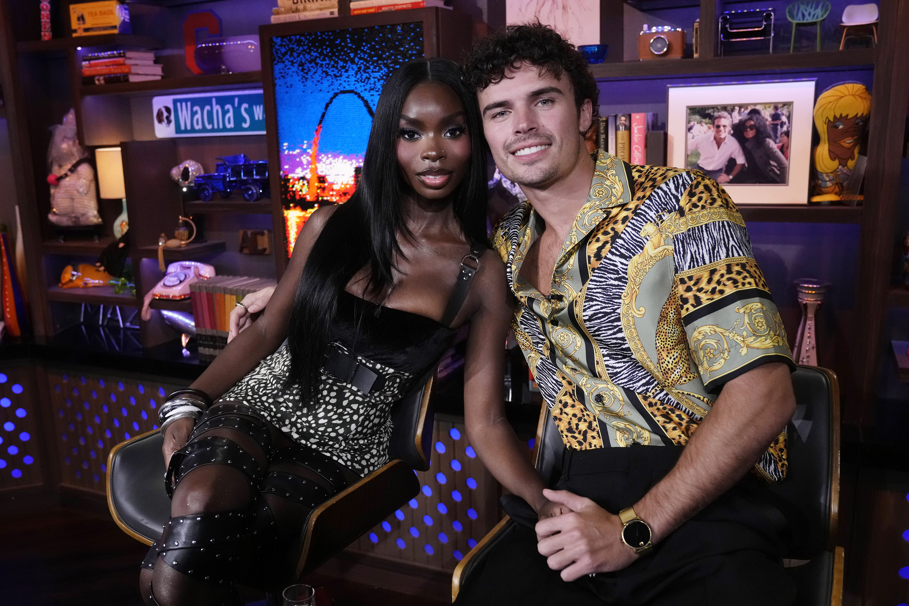 Outside?! Olandria Carthen And Nic Vansteenberghe Go Viral After Night Out At The Club (VIDEOS)