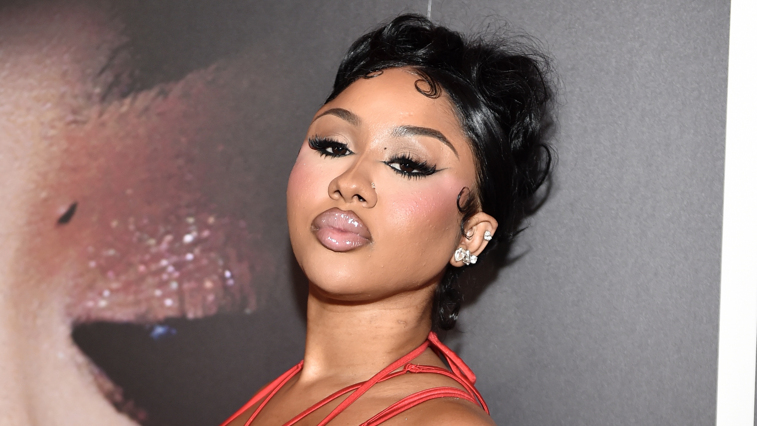 Pink Hair Don't Care! Ari Fletcher Turns Heads With Risqué NEW LOOK For Recent Shoot (VIDEOS)