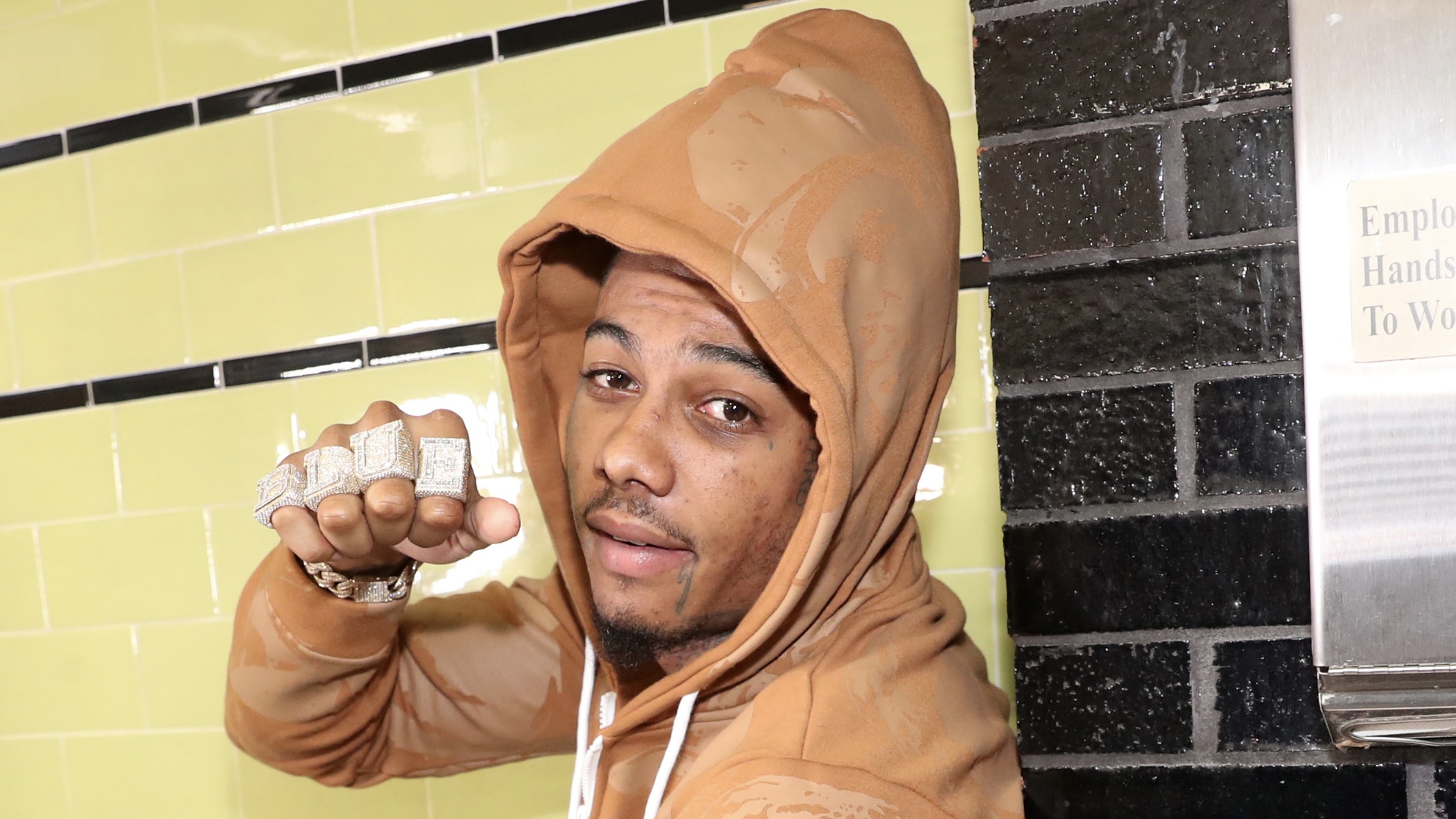 Nevaeh Akira's Message About "Peace Over Chaos" Amid Her Pregnancy With Blueface Has Some Folks Scratchin' Their Heads (PHOTO)