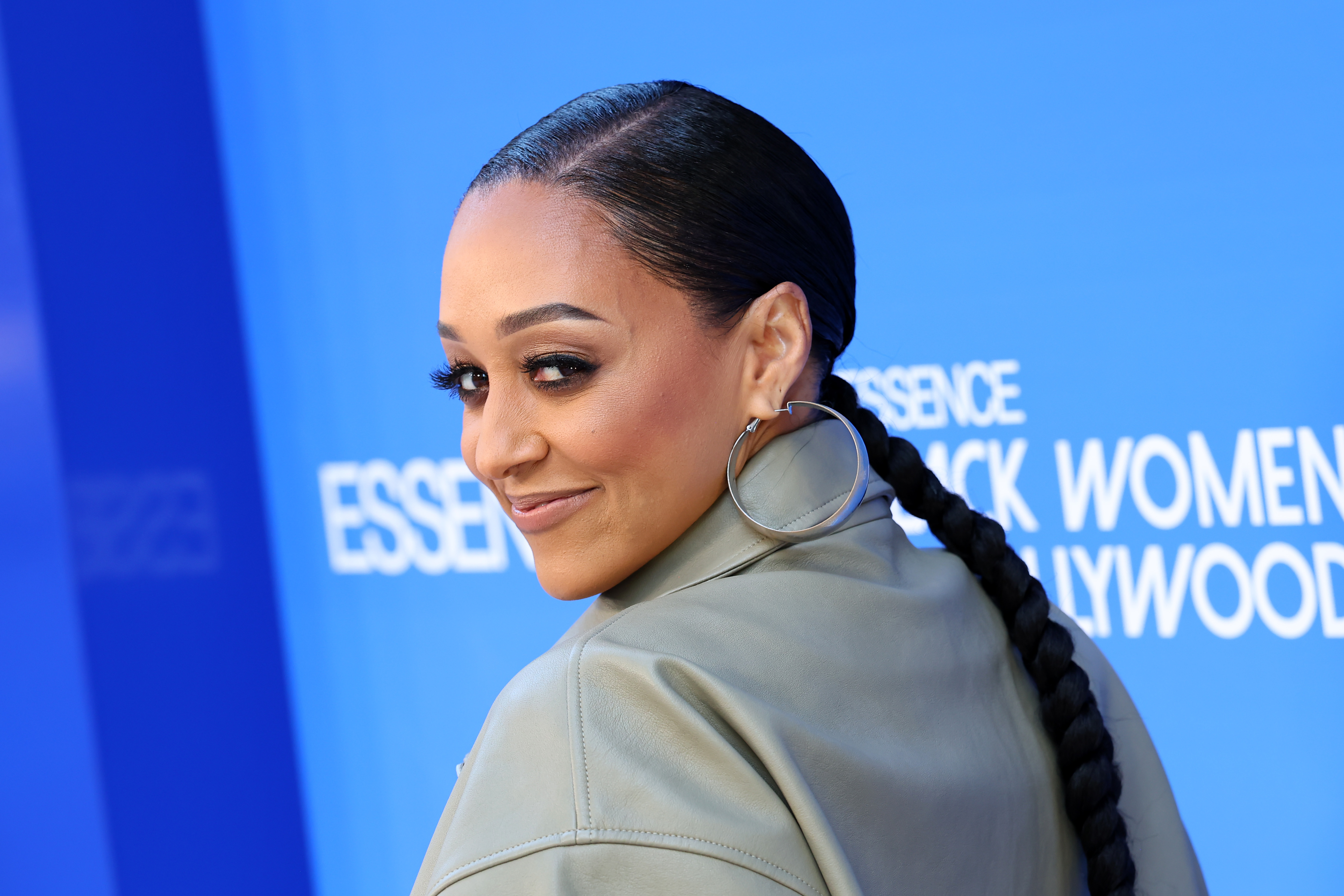 Tia Mowry New Photos Mystery Person Reveals Being In Love Ex Husband Cory Hardrict